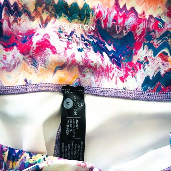 Peloton River Rock High-Waist Printed Leggings Size Medium NWT - Picture 9 of 10